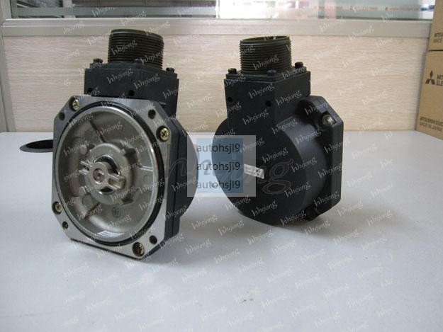 One New Mitsubishi OSA17-020 OSA17020 servo encoder