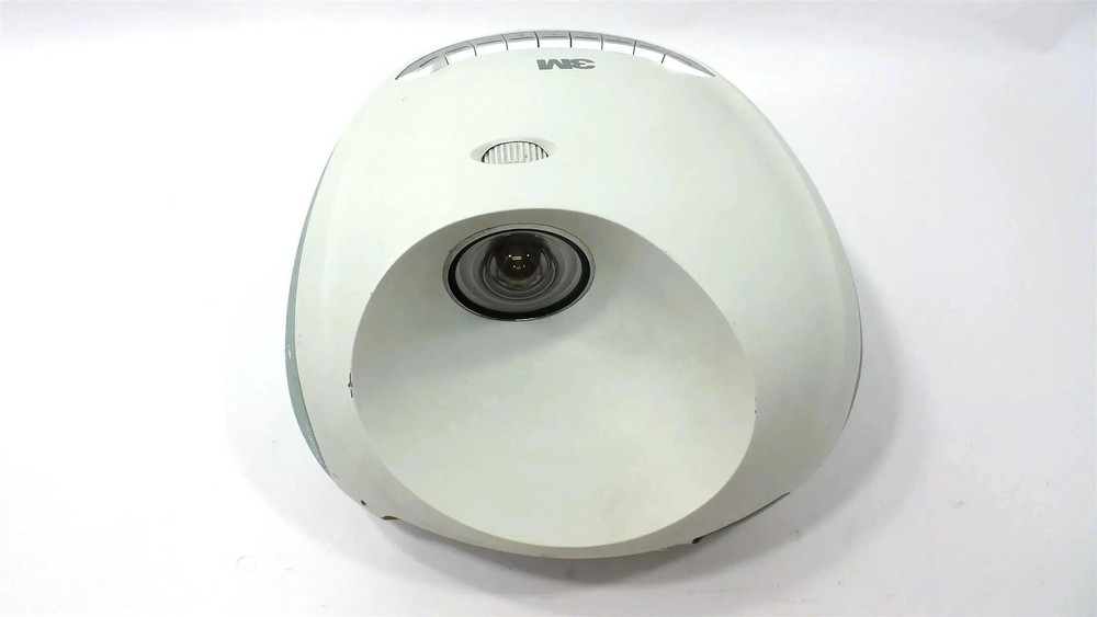 3M DMS710 - DVD Player Short Throw DLP Projector - Lamp Timer : 1140 Hours.