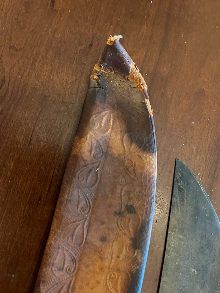 WWII COLLINS AND CO. MACHETE & LEATHER SCABBARD