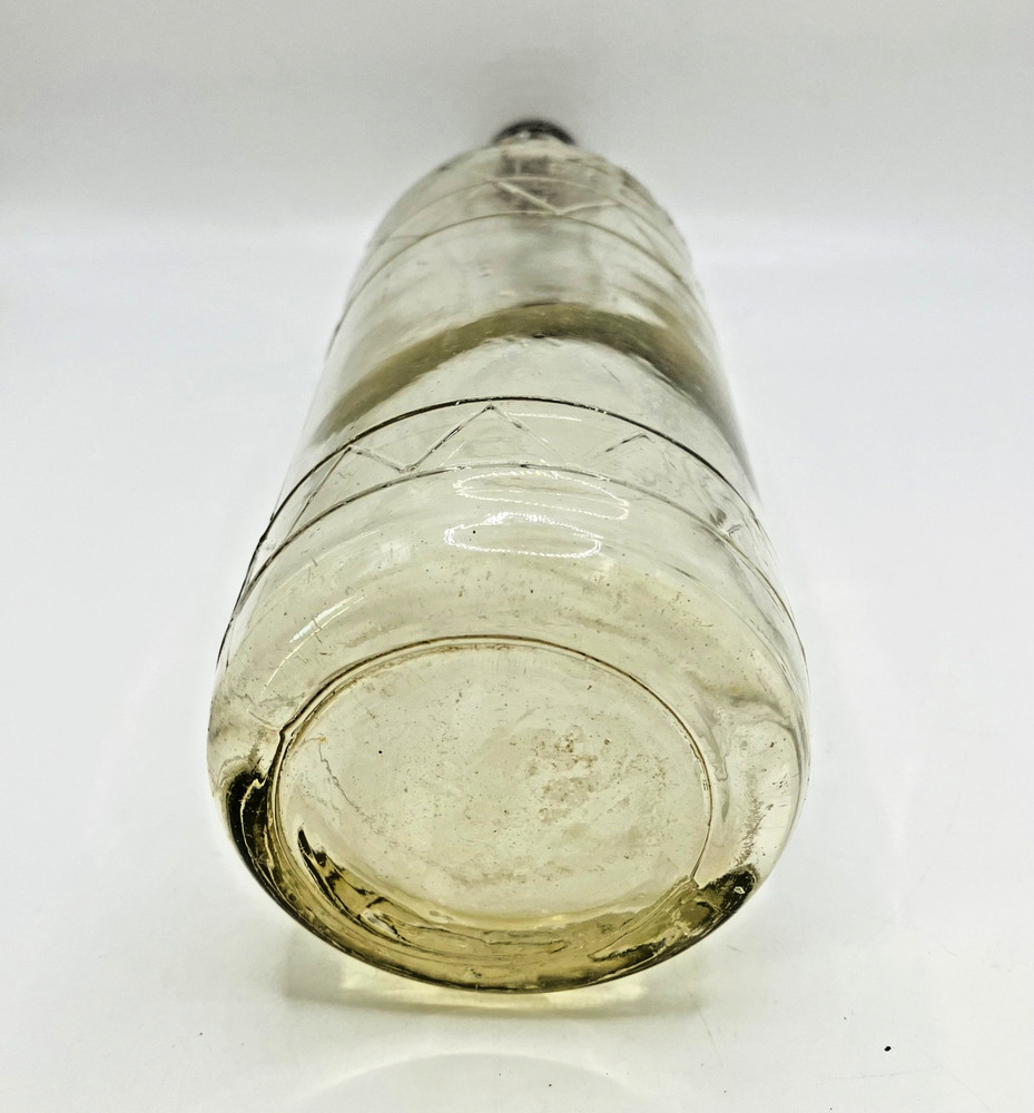 Antique Tizer Clear Bottle with Triangular Pattern in Excellent Condition - 1924