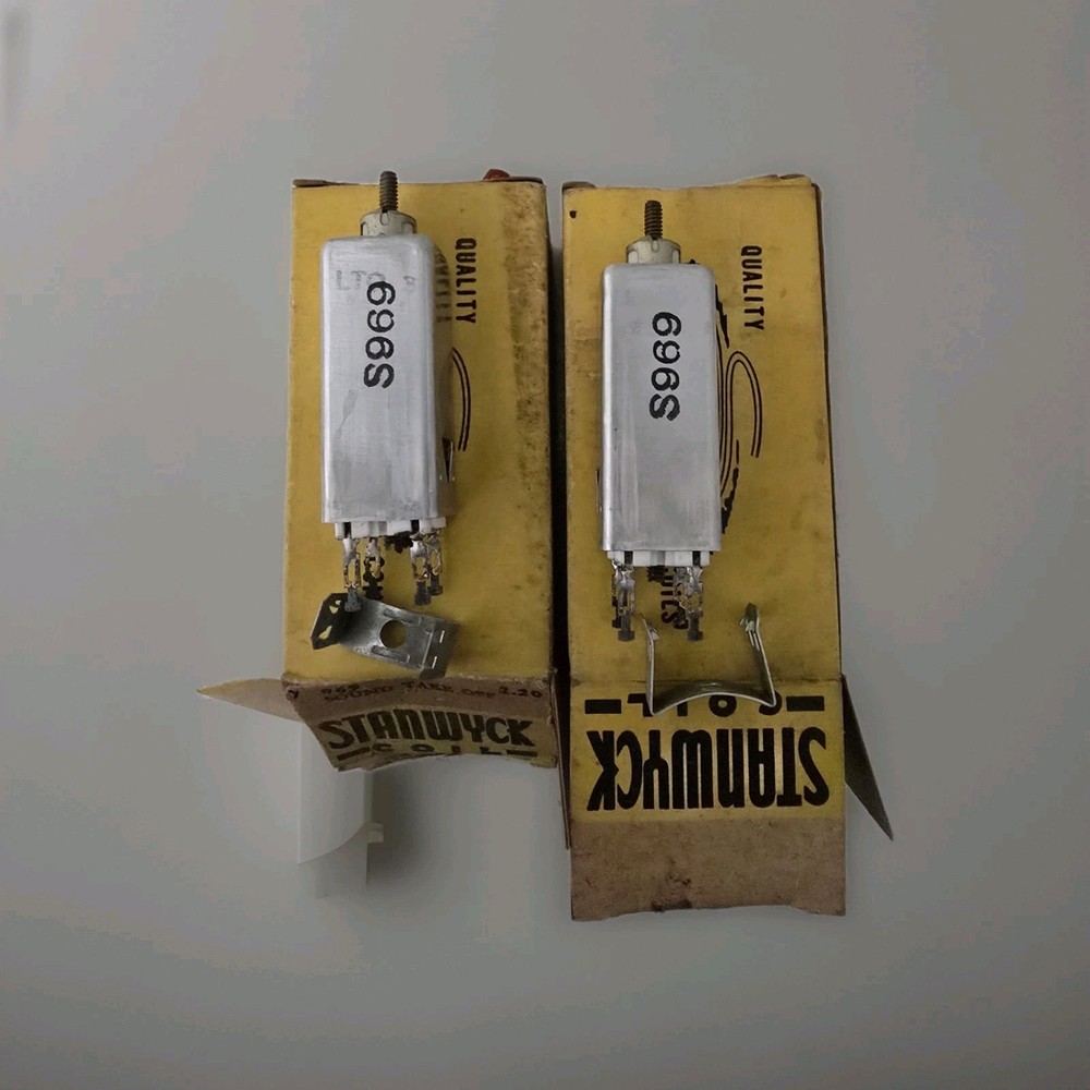 Two Stanwyck coils 696S NIB NOS