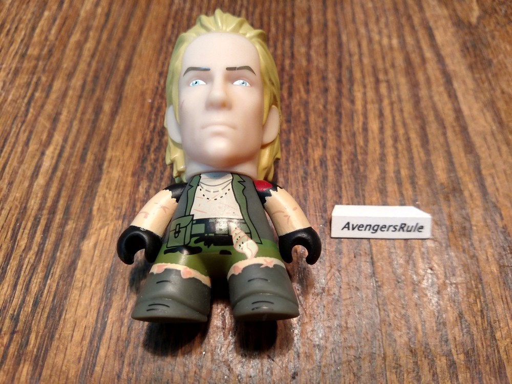 Metal Gear Solid V Collection Titans Vinyl Figures Eli 2/20