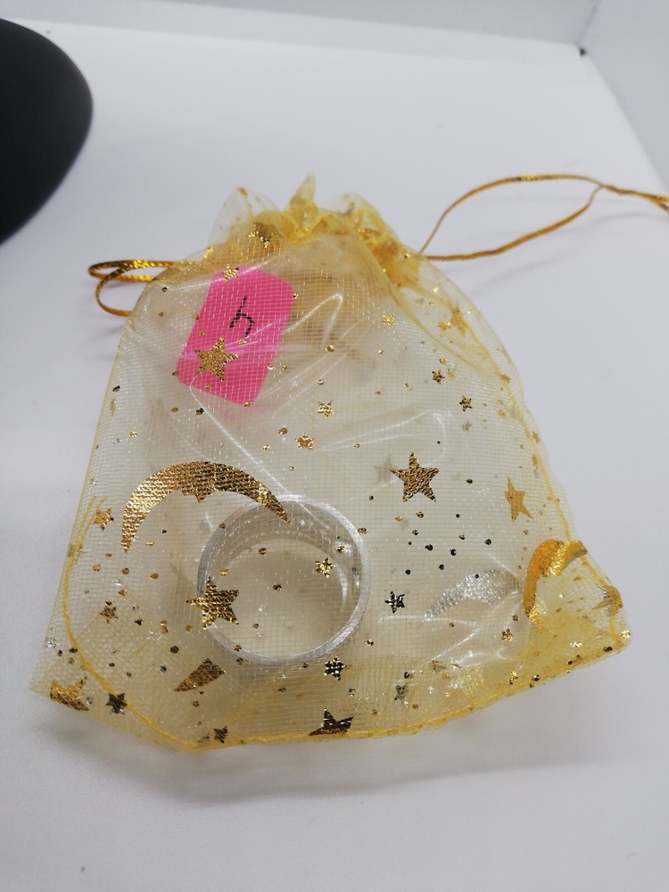 . 970 Solid Silver Women's Ring Size 8 Filigree New.