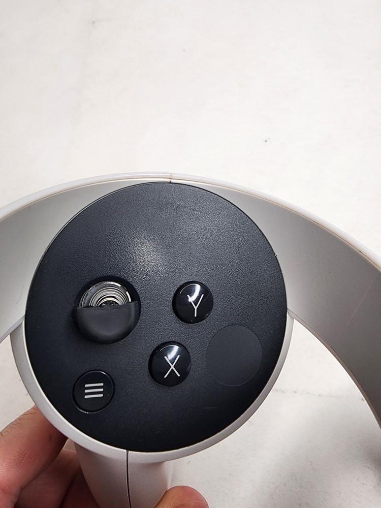 Meta Oculus Quest 2 VR LEFT Controller Only *Stick Drift*