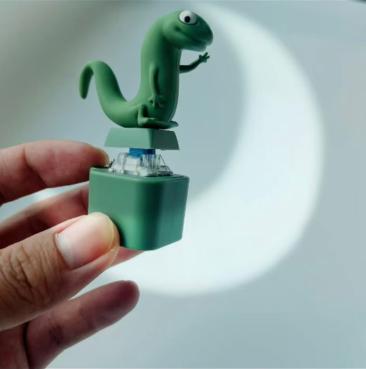 Christmas Gift Lizard sound button, simulation lizardkeychain, 1pcs