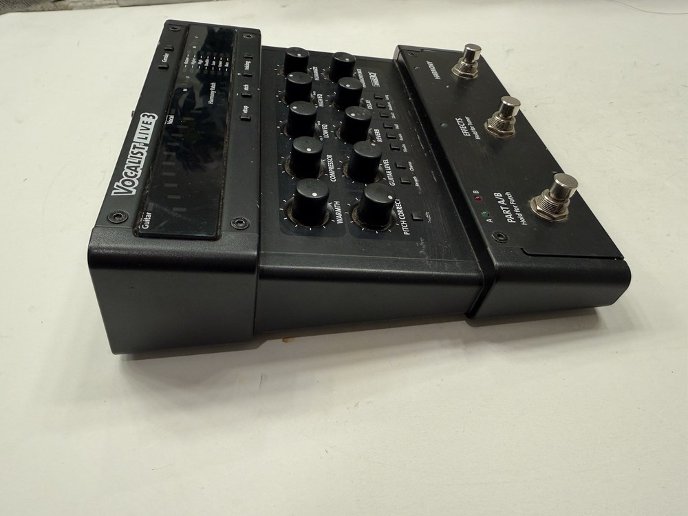 Digitech Vocalist Live 3 Vocal Multi Effects Processor Pedal + Power Supply