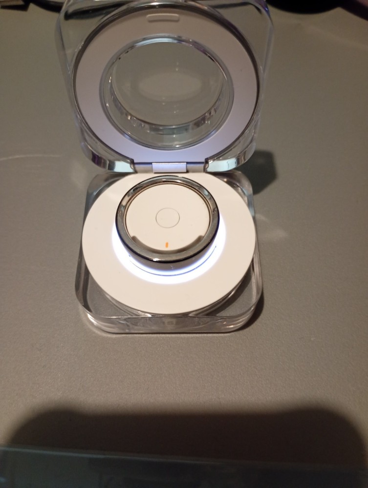 Samsung Smart Ring Charger SM Q503