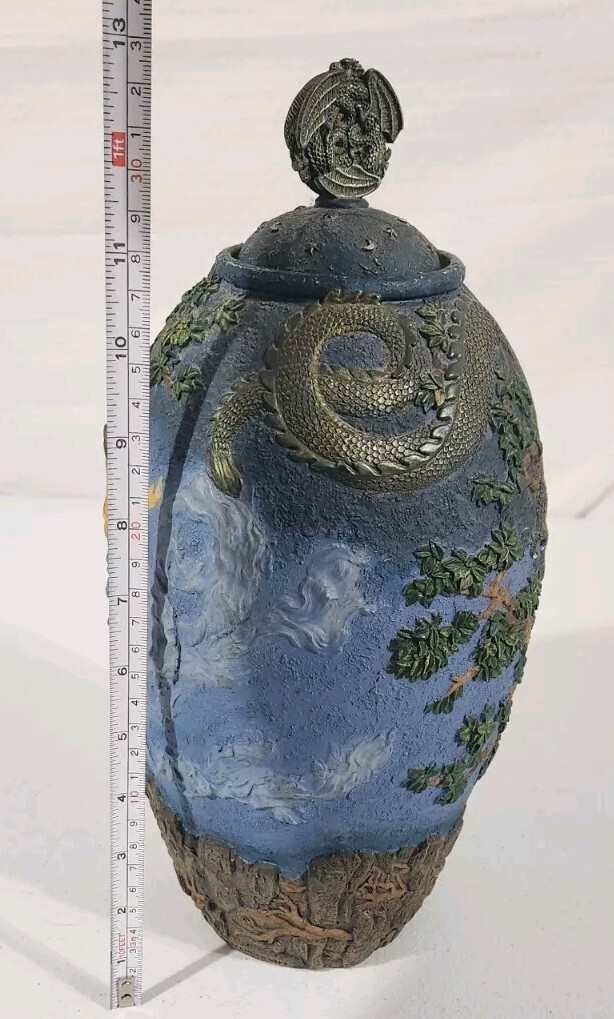 Vintage Dungeons And Dragons Wizard Dragon Vase With Lid Fantasy Rare