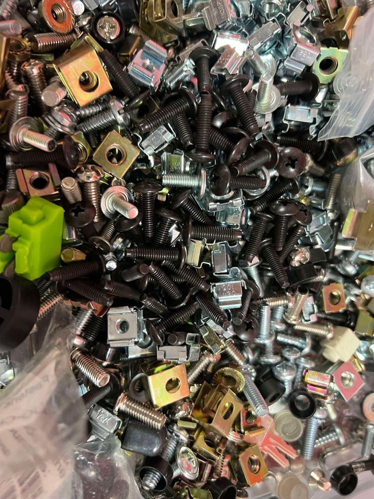 40 LB Rack Mount Screws and Cage Nuts for Rack Mount Server Cabinet
