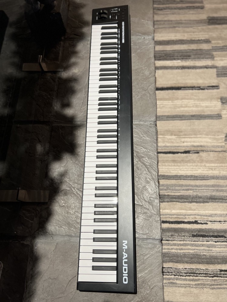 M-Audio Keystation 88 MK3 Keyboard Controller - Black