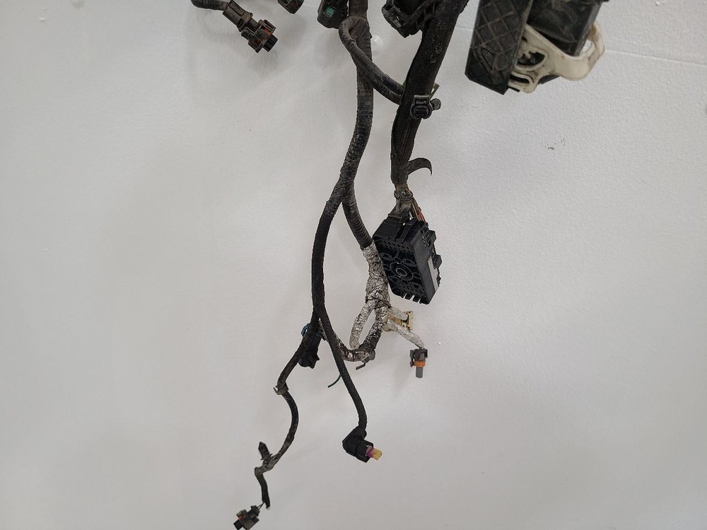 2013 CADILLAC XTS Engine Wire Harness