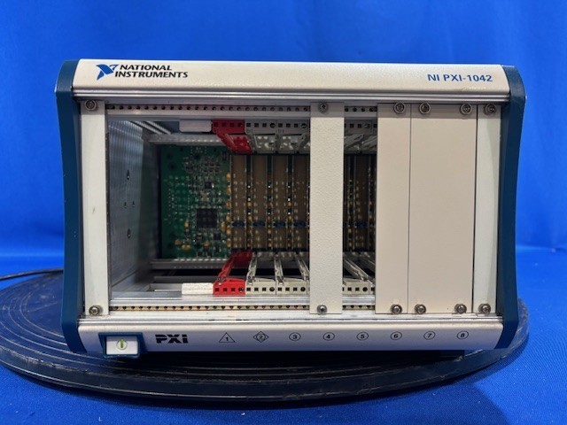 National Instruments NI PXI-1042