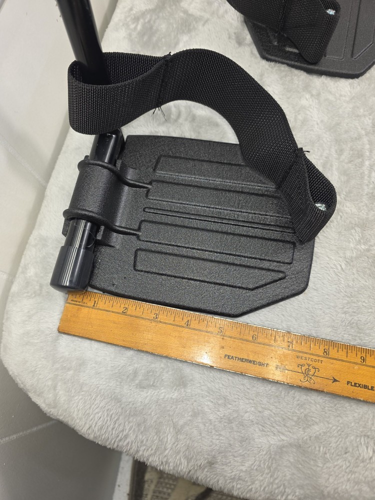 invacare 9000 xt. Adjustable legs Rest