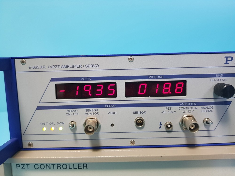 PI E-665.XR E-655.SR LVPZT-AMPLIFIER / SERVO + INTEK PLUS PZT CONTROLLER