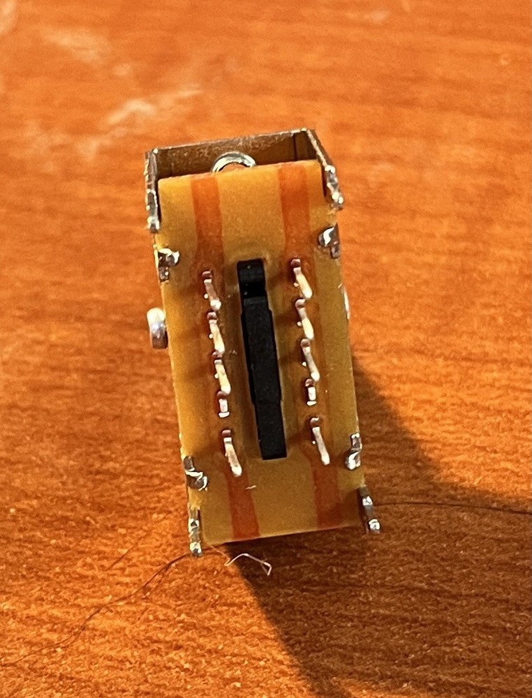 TS-23E02 - Center Return Switch - Long Shaft 16 mm