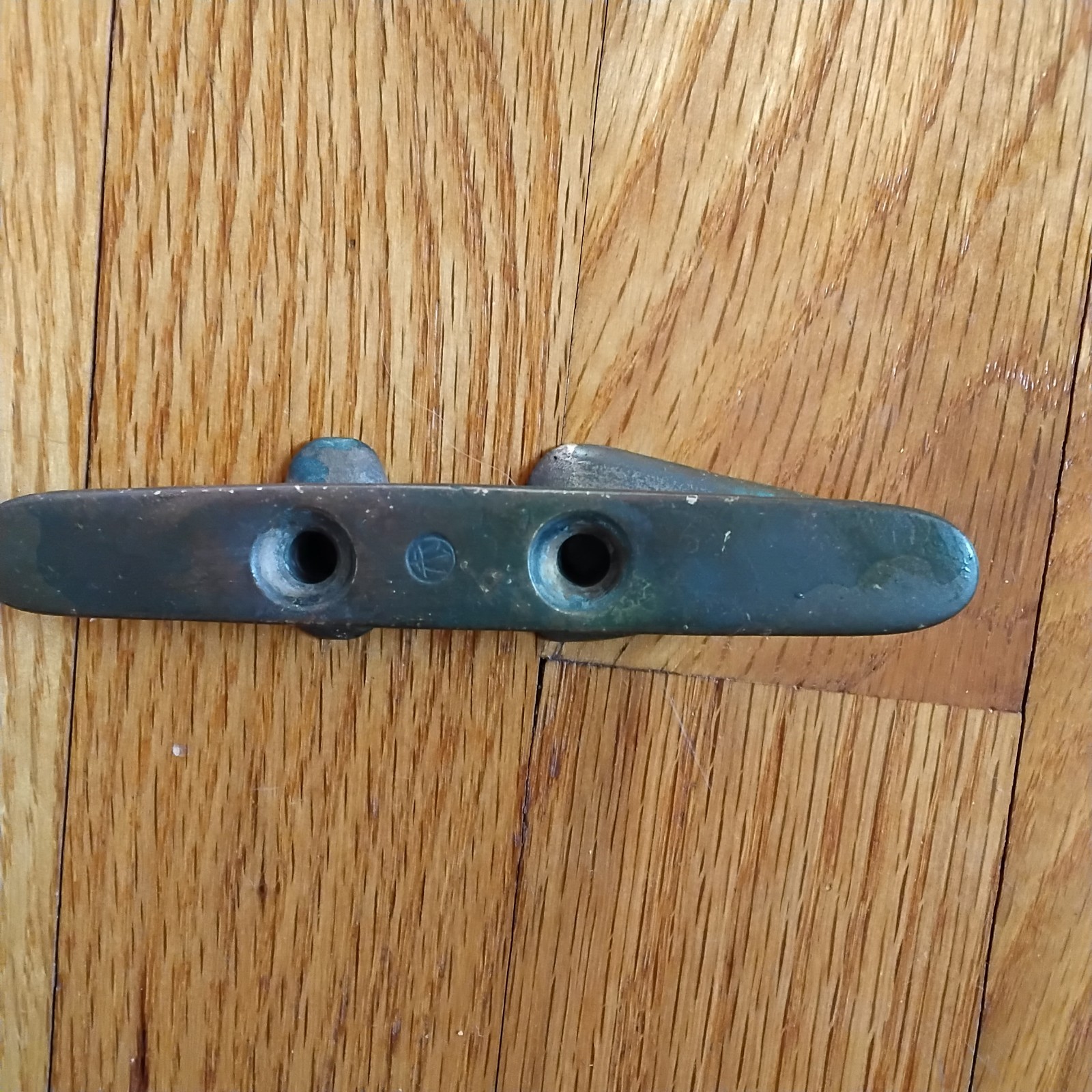 Used Merriman 4.25 Inch Bronze Jam Cleat