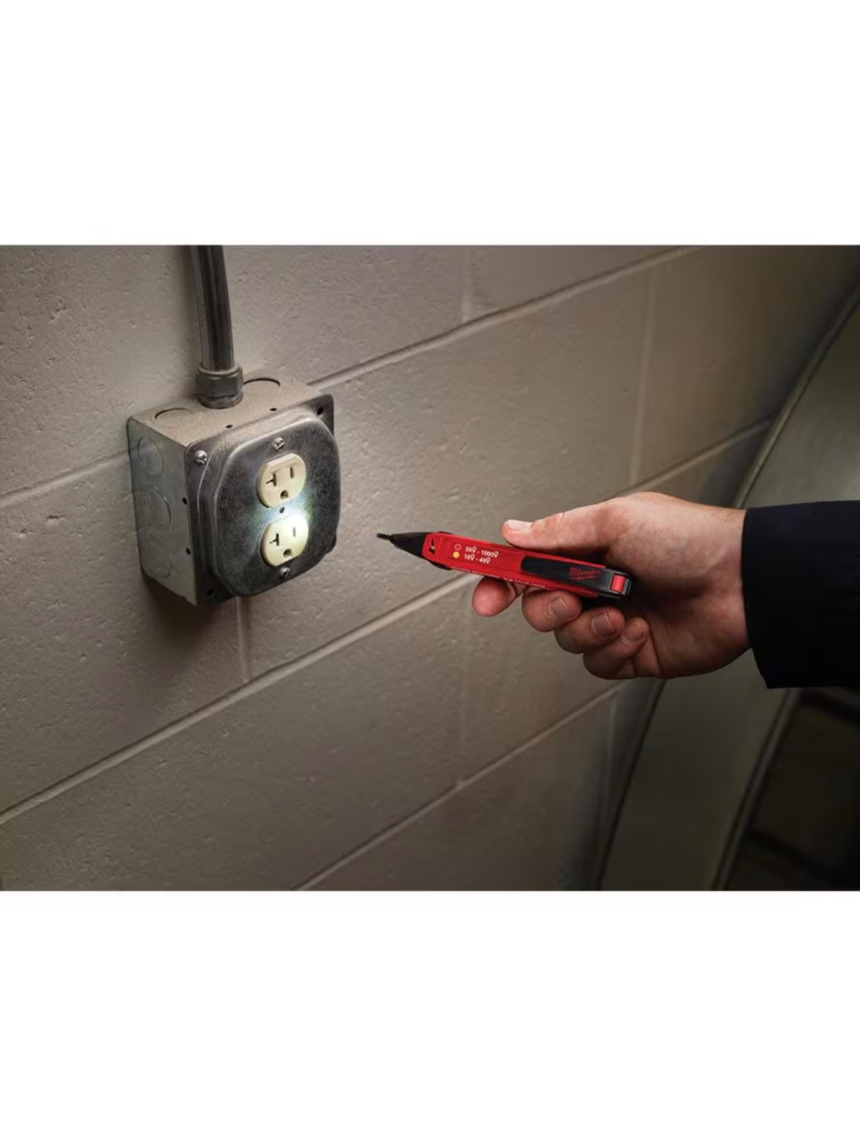 MILWAUKEE 10-1000 Volt Dual Range Non-Contact Digital Voltage Detector 2203-20