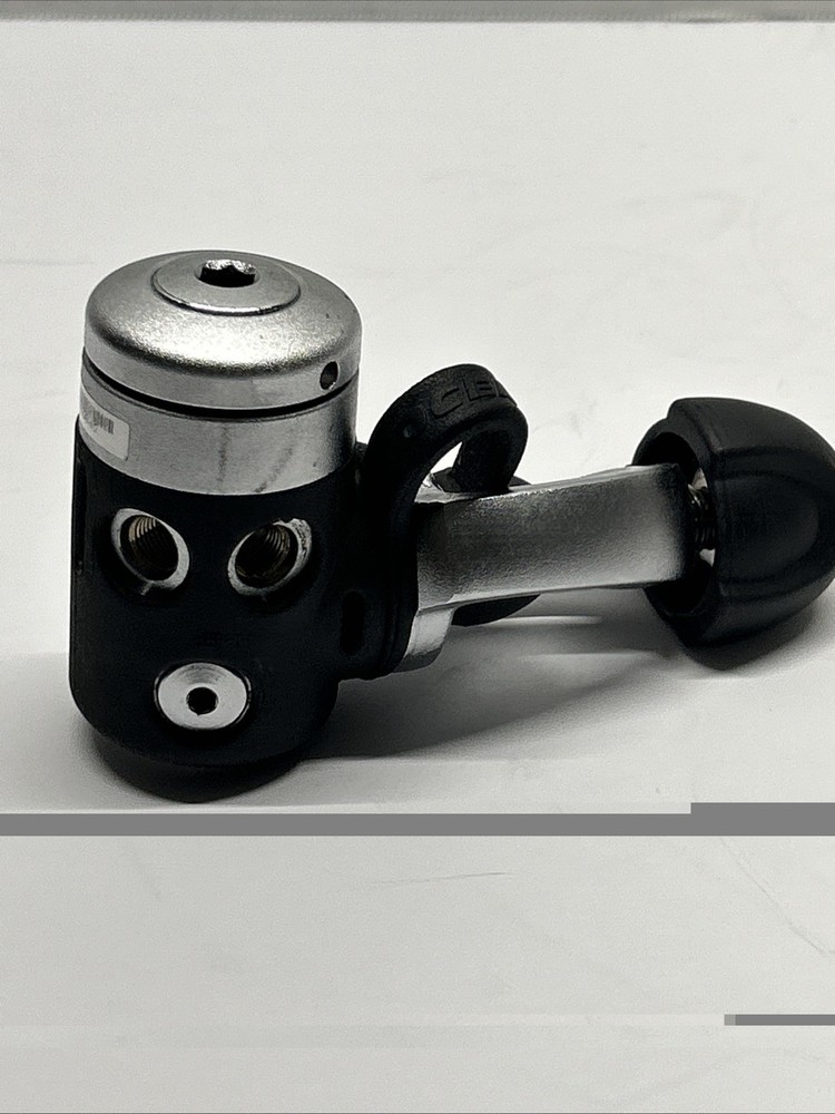 Oceanic DX4 First Stage Regulator. Tested. Scuba Diving.