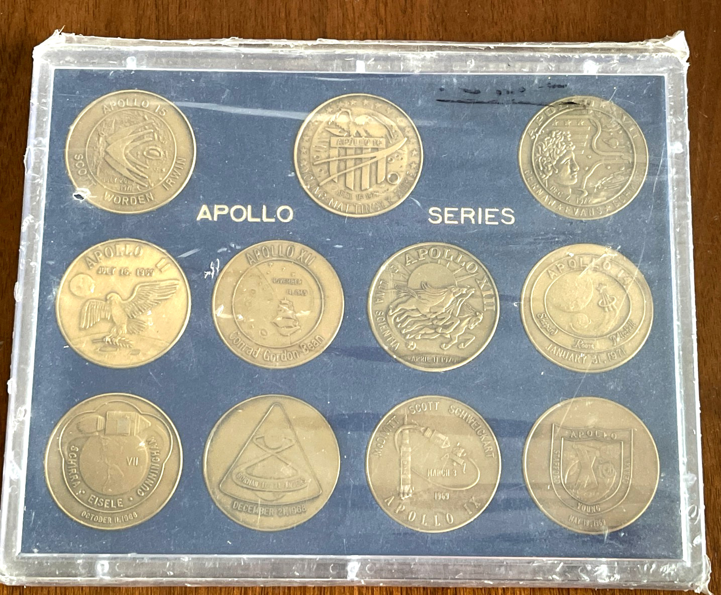 USA Apollo Series Crew Emblems Collector's Sealed Set Of 11 Coins Medallions