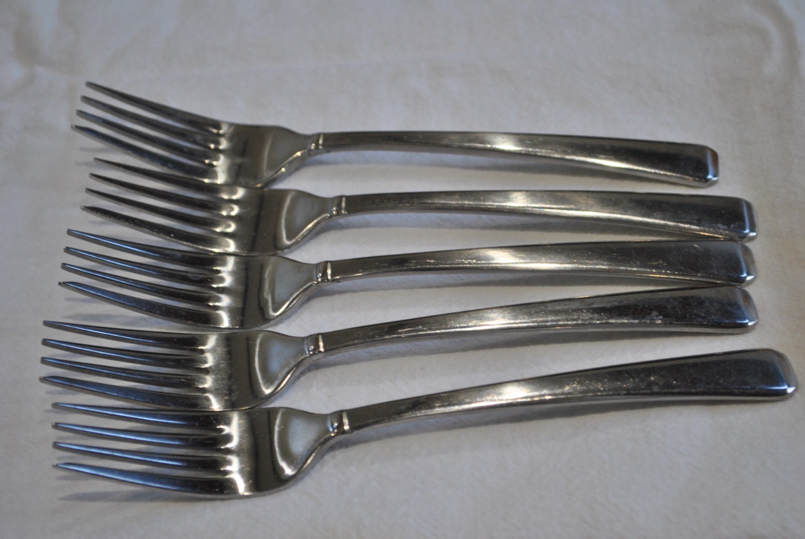 GORHAM STAINLESS 18/8 KOREA "TRISTAN" (4) SALAD FORKS