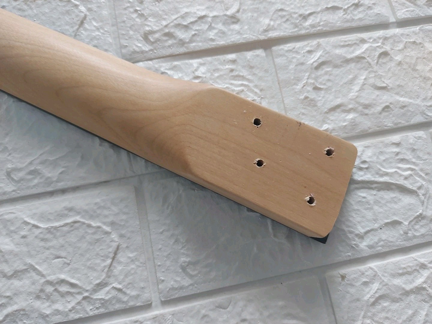 NEW Maple Guitar Neck w/ Rosewood Fretboard 24 Frets Shark Fin Markers & Tuners