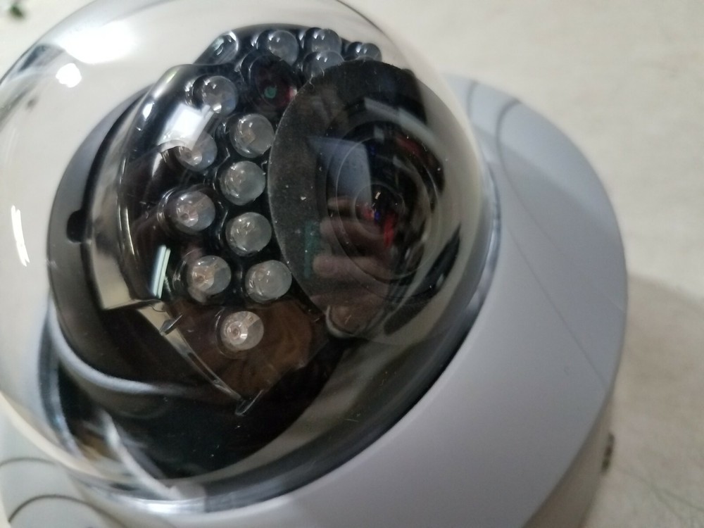 Interlogix Security Camera TVD-M3225V-2-N TruVision Dome UNTESTED