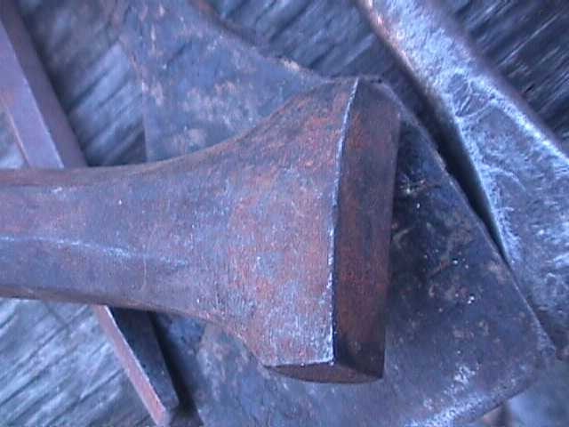 MIXED LOT OLD CHISELS
