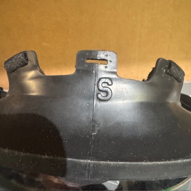 Avon FM53/M53 CBRN gas mask. Size Small