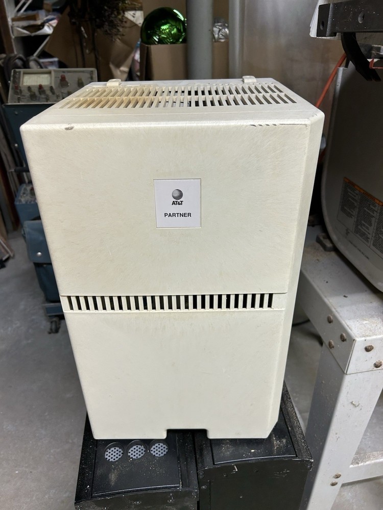 AT&T Lucent Avaya 103B1 Partner Communication System