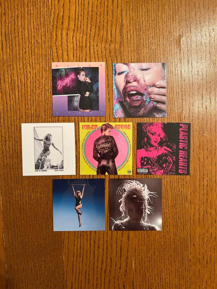 Miley Cyrus fridge magnets