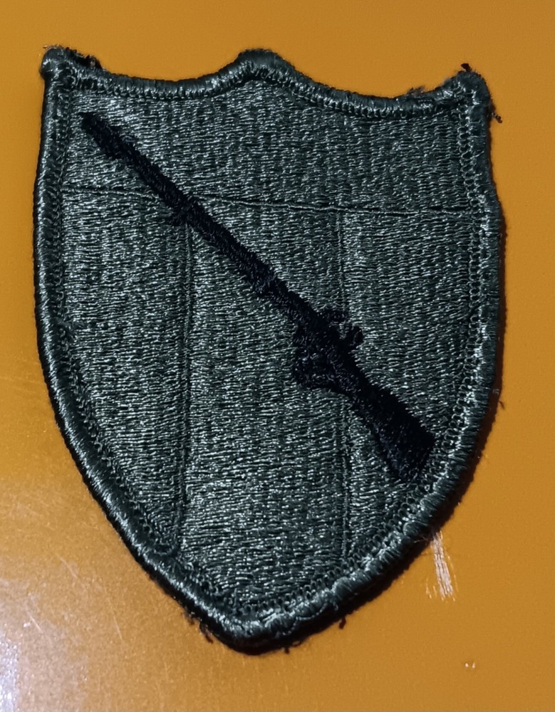 US ARMY 194TH ARMORED BRIGADE PATCH ...155