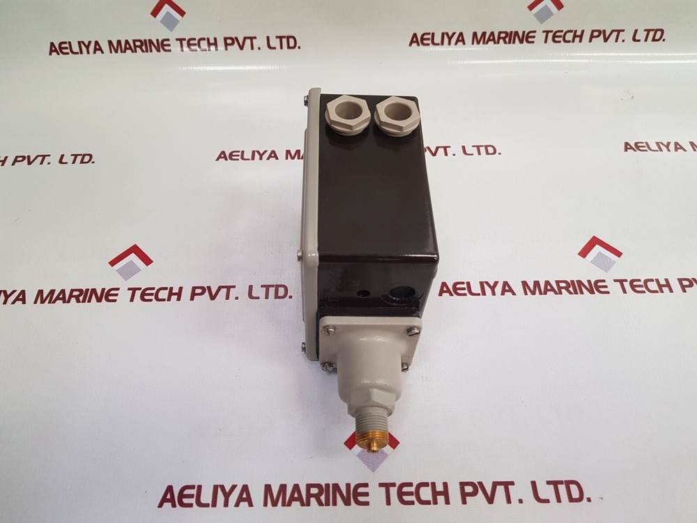 Danfoss 17-5200 Pressure Control