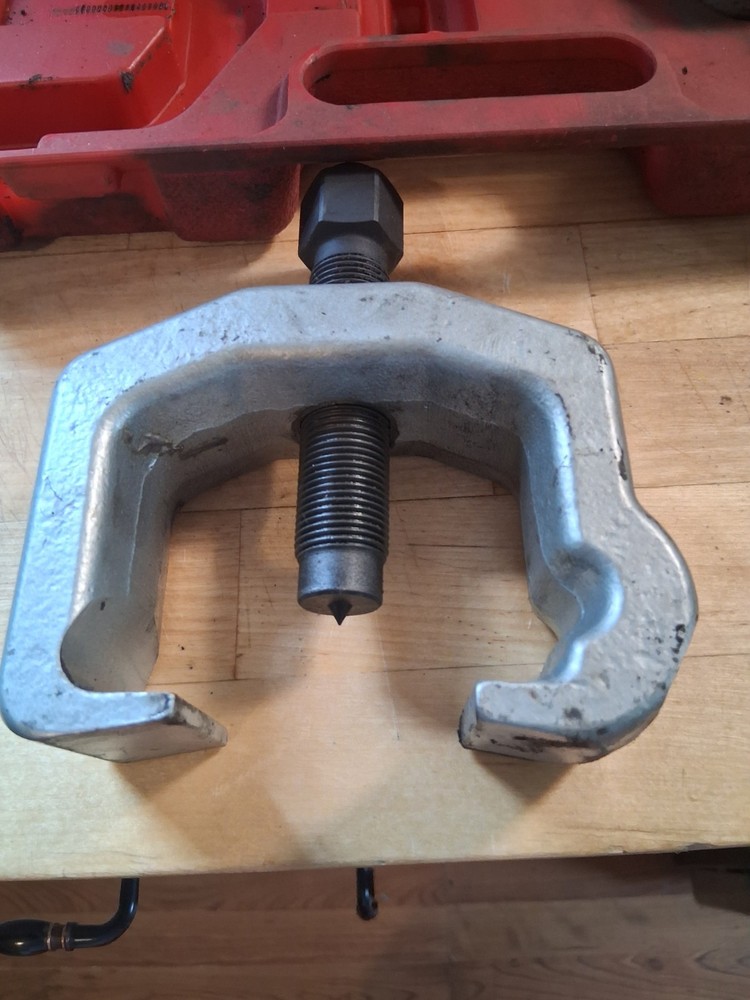 Air Brake Service Kit. Tools used