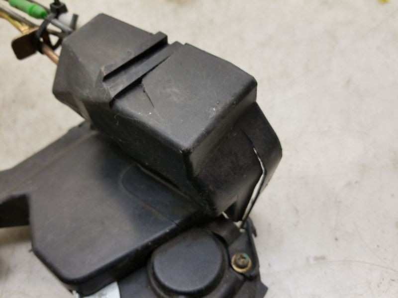 2002 TOYOTA RAV4 DRIVER SIDE FRONT DOOR LOCK ACTUATOR ASSEMBLY