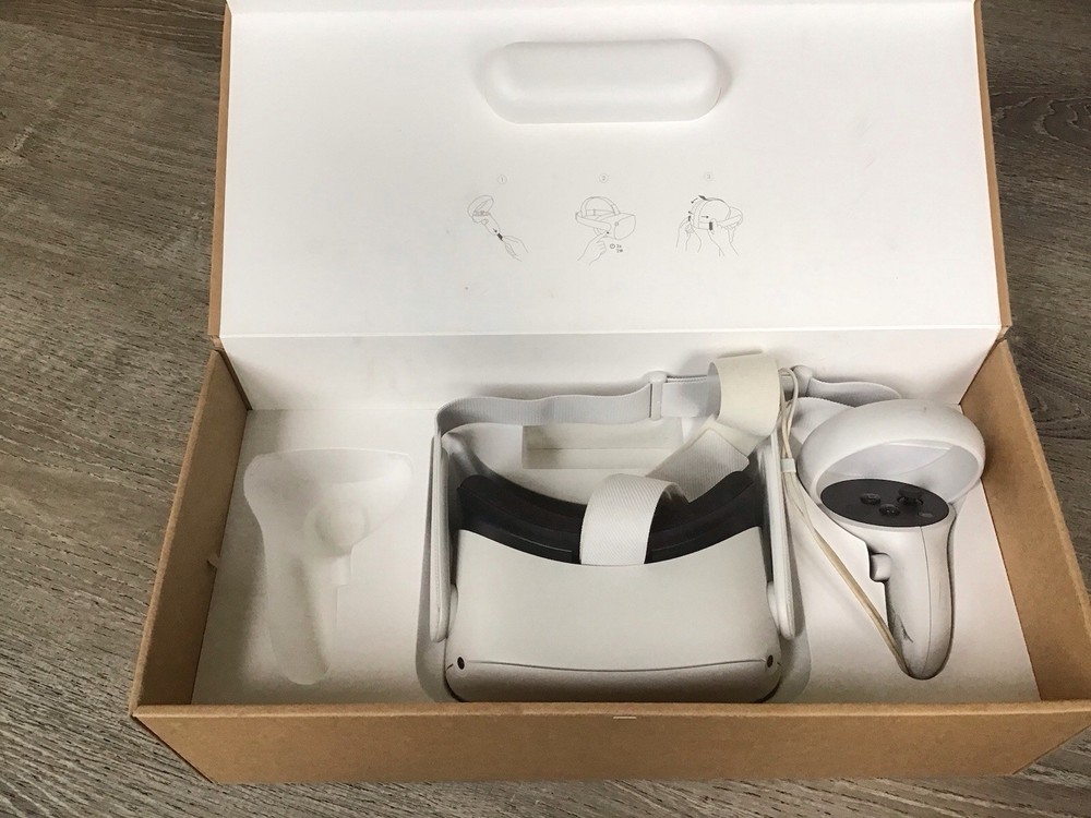 Meta Quest 2 Headset and Right Controller In Original Box Tested Working