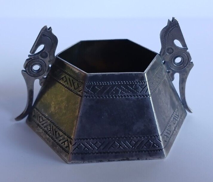 J BETINS RIGA LATVIA VINTAGE 875 SILVER SEAHORSE MOTIF SALT CELLAR