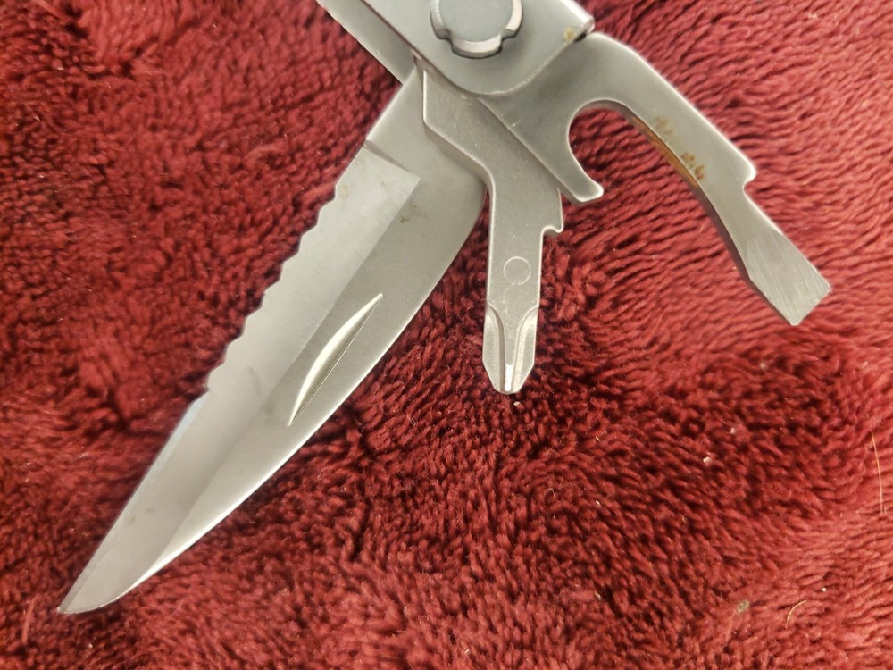 🔪🔪 Gerber Multi Tool Needlenose MP400 with scissors & Drop Point Blade 4scw