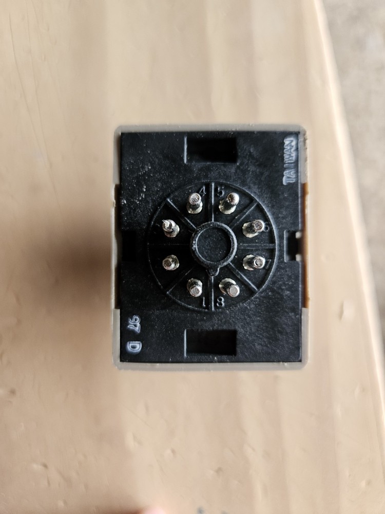 Advanced Controls 8611A240 24-250VACDC Timer