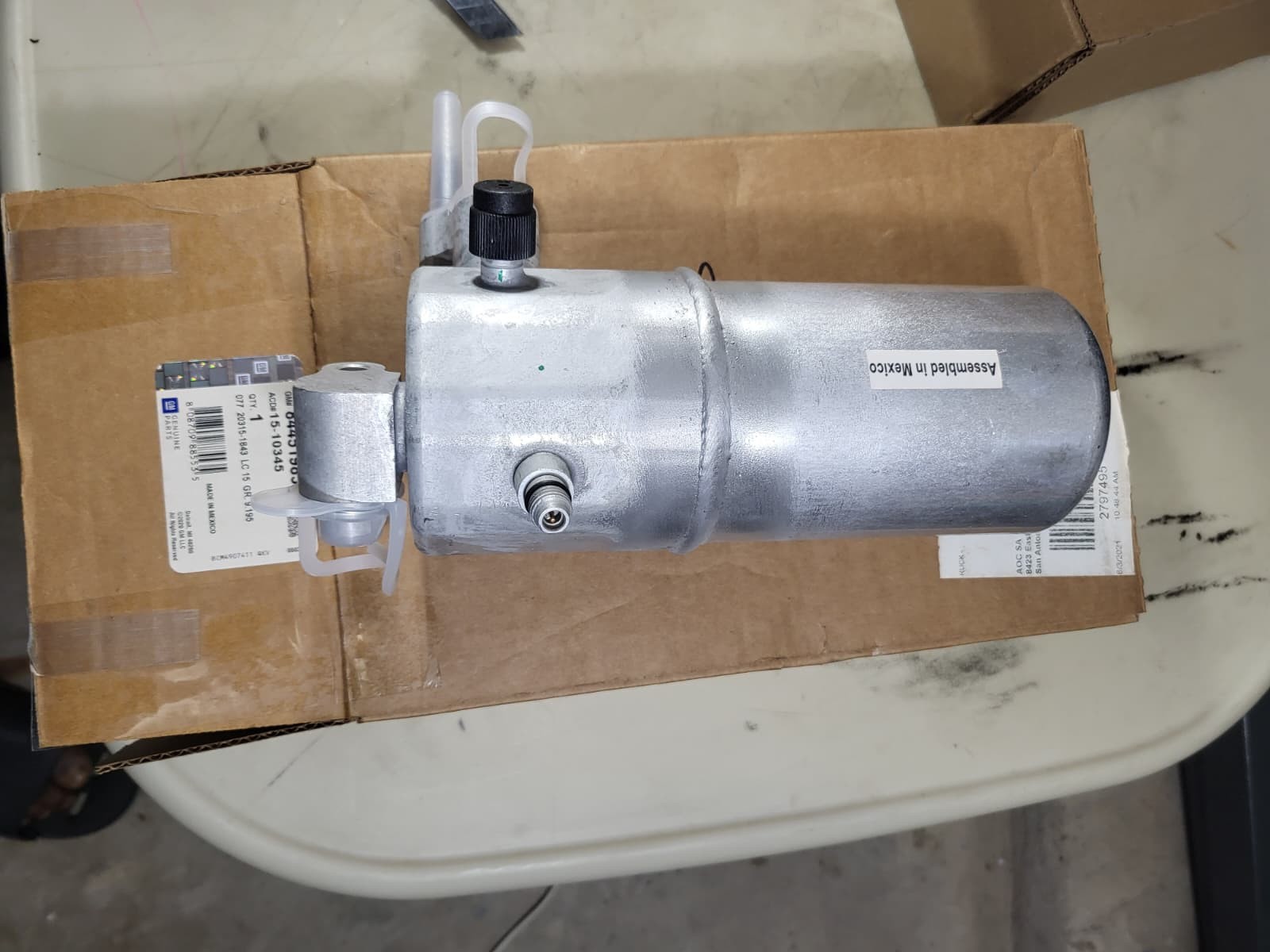 NEW Genuine GM Air Conditioning Accumulator 84451983