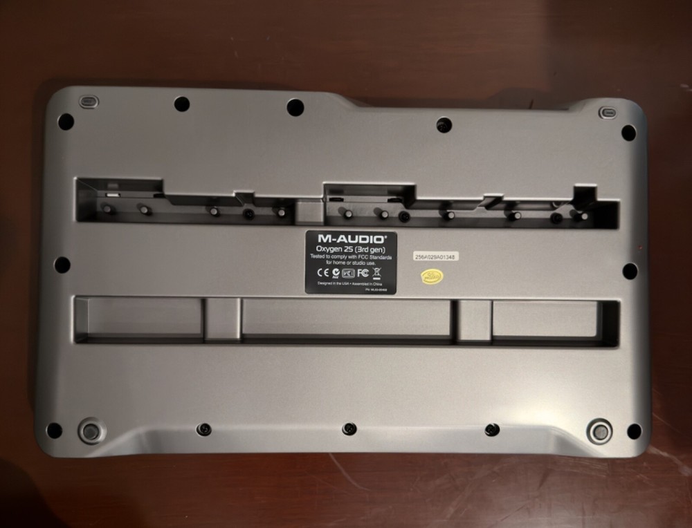 M-Audio Oxygen 25 3RD Gen USB MIDI Keyboard