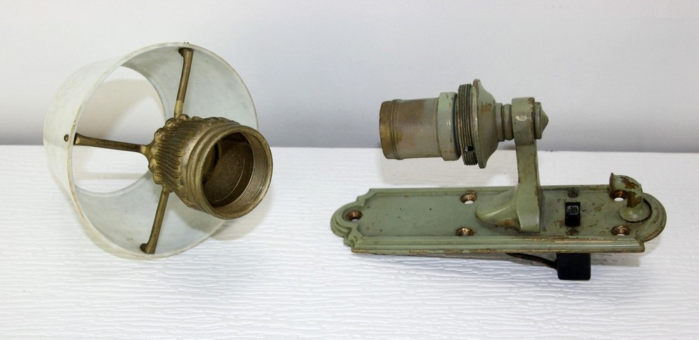 1920 Brass Neoclassical Pullman Sleeper Passenger Railroad Car Wall Sconce Light