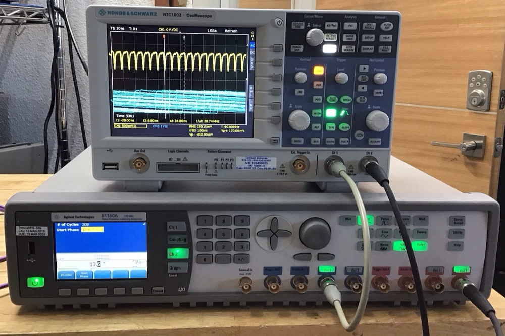 Agilent Keysight 81150A Pulse Function Arbitrary Generator w/Opt. 2 CHANNEL!