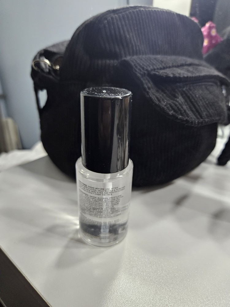 Realher Fix Bravery Setting Spray