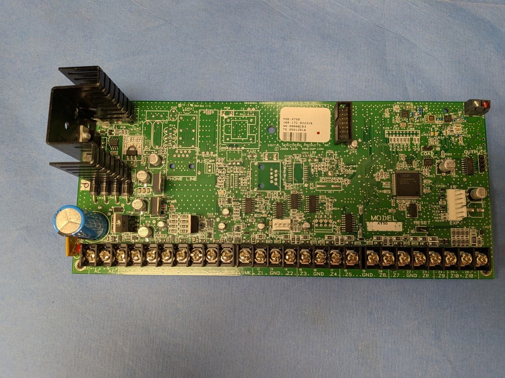 DMP XT50 Security System Command Processor Circuit Board, Pre-owned. Free Ship.