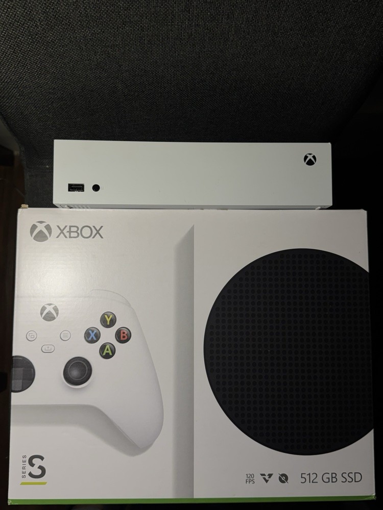 Xbox Series S Console Bundle with Controller, Headset, and Carrying Case