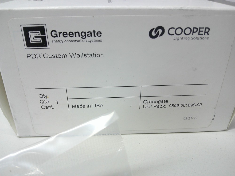 Cooper Lighting Solutions Greengate PDR Custom Wall Station 3 Button