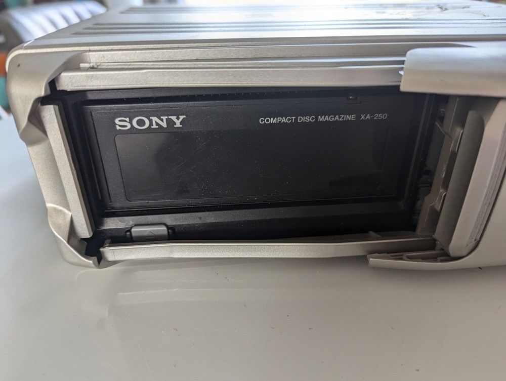 Sony 10 CD Changer CDX-705 #2 BU2