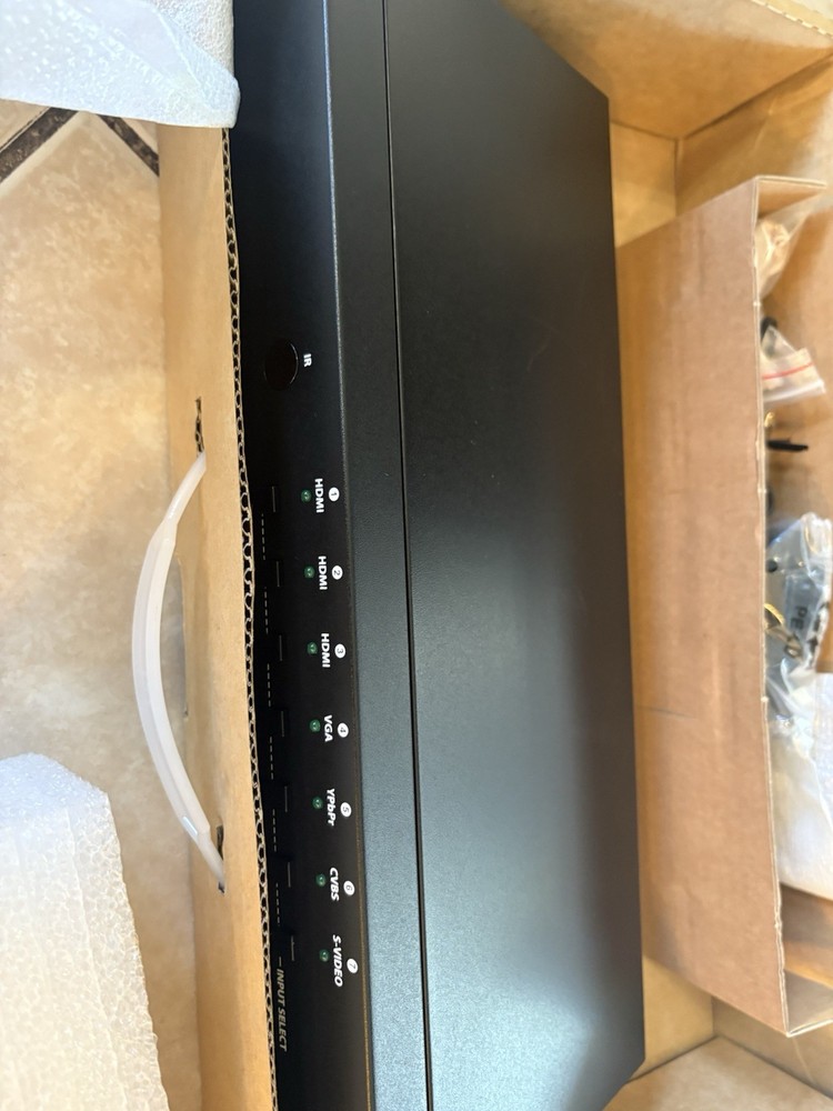 StarTech VS721MULTI Multi-Input to HDMI Switcher New Open Box
