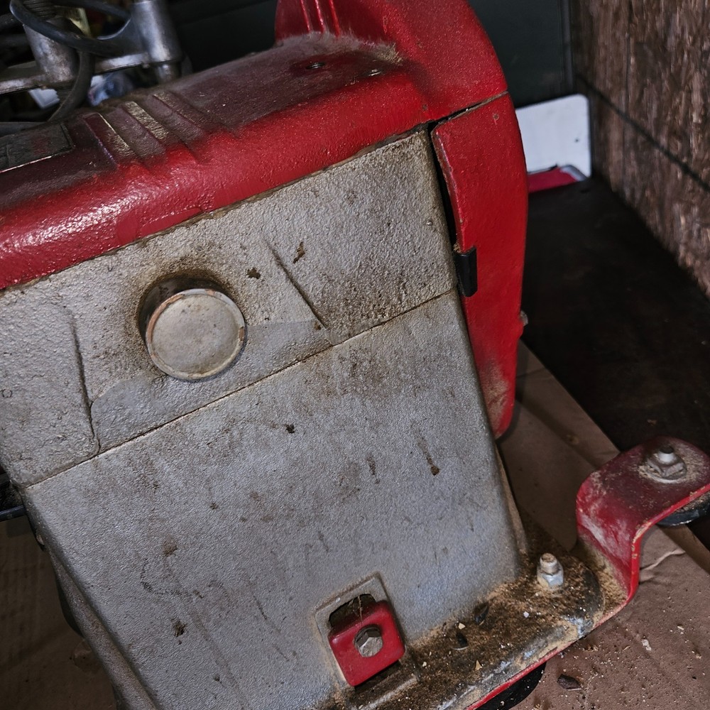 Red Devil Model 30 Paint Shaker Conditioner 115V mixer