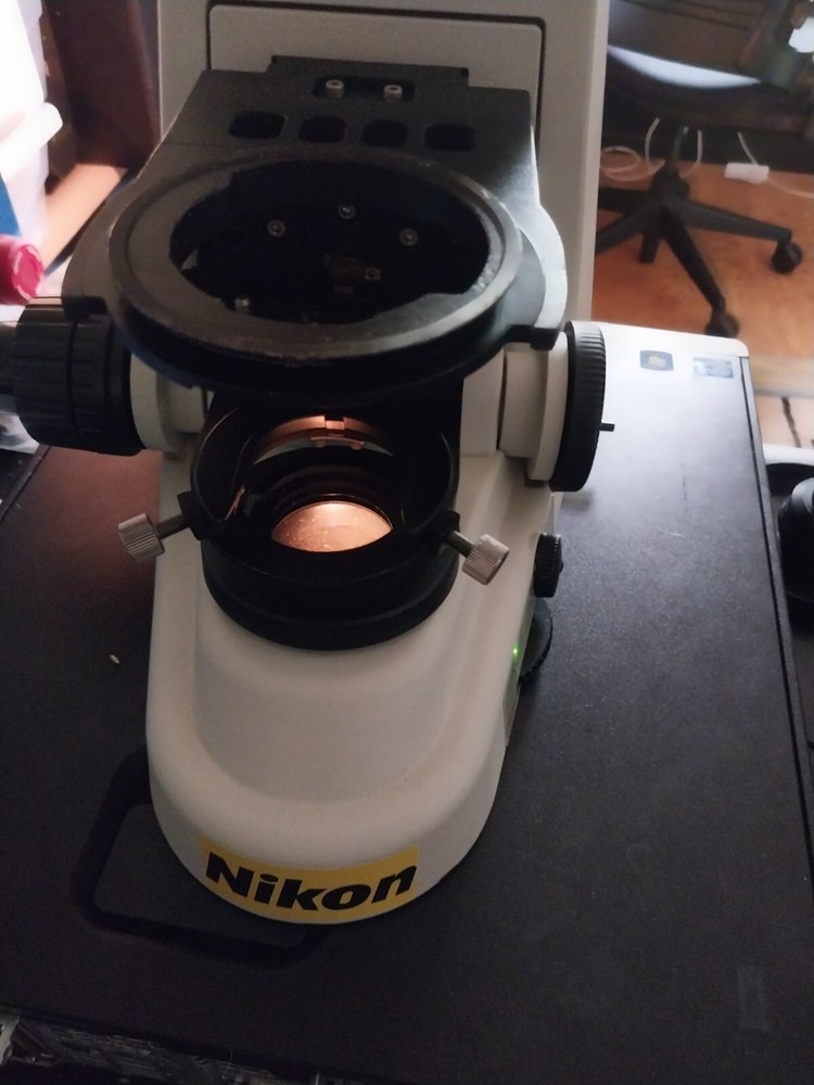 Nikon 50i Infinity stand only. Tested.